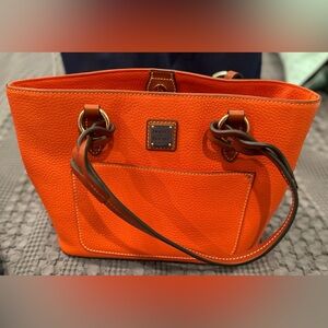 Pebble Grain Small Gretchen Tote, orange like new.
